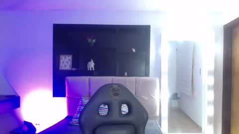 Snapshot of _charlotte_collins_ chatting on 18, 7, 2026 _charlotte_collins_ online show from 18, 7, 2026