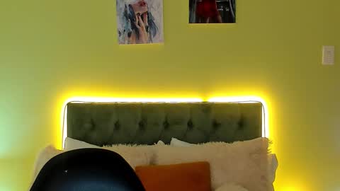 Charlote online show from 26, 11, 2025