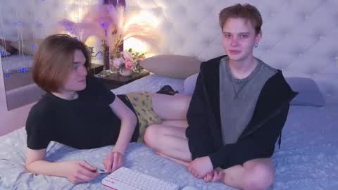 _cheesecake_s online show from 2, 12, 2025