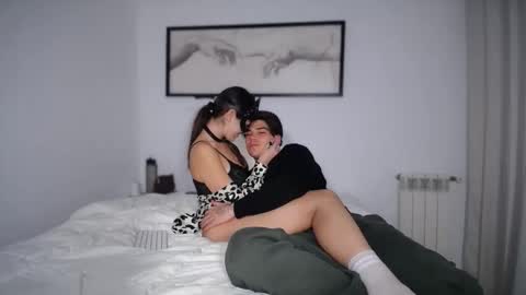 _couplevibes online show from 11, 11, 2025