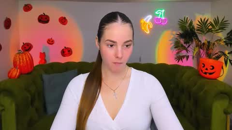 Erika online show from 7, 11, 2025