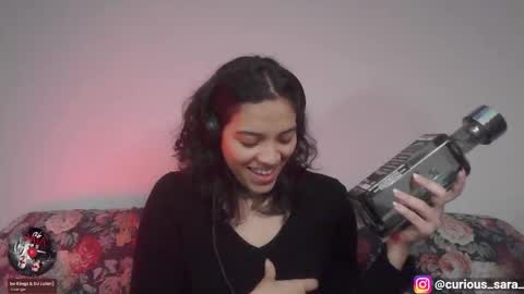 sara again3 online show from 25, 3, 2026