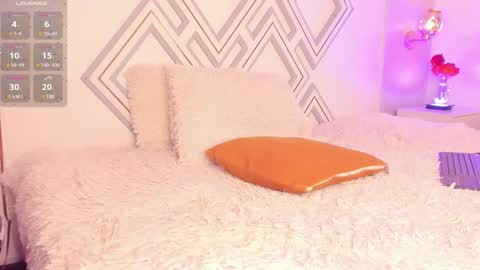     online show from 8, 3, 2025