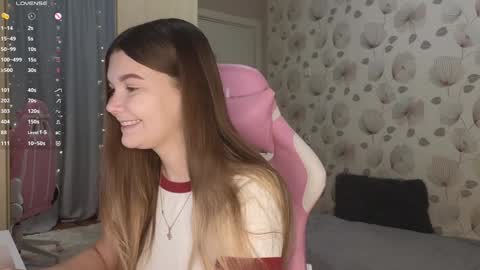 _cute_ice online show from 4, 12, 2024