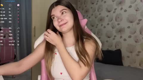 _cute_ice online show from 14, 2, 2025