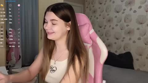 _cute_ice online show from 3, 3, 2025