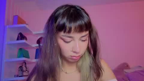 _cute_isabella_ online show from 5, 7, 2026