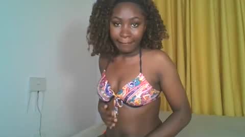 Snapshot of _cutestephanie chatting on 18, 9, 2025 STEPH online show from 18, 9, 2025