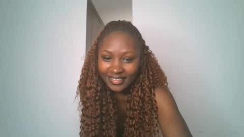 Snapshot of _cutestephanie chatting on 19, 10, 2025 STEPH online show from 19, 10, 2025