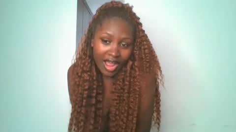 Snapshot of _cutestephanie chatting on 24, 10, 2025 STEPH online show from 24, 10, 2025