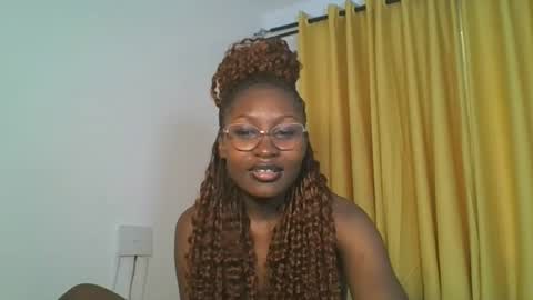 Snapshot of _cutestephanie chatting on 1, 11, 2025 STEPH online show from 1, 11, 2025