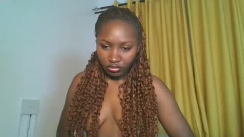 Snapshot of _cutestephanie chatting on 10, 11, 2025 STEPH online show from 10, 11, 2025