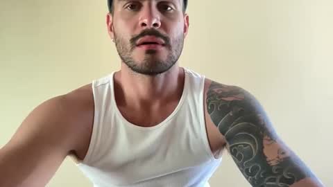 Snapshot of _dantecross_ chatting on 25, 9, 2025 _dantecross_ online show from 25, 9, 2025