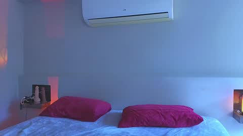 DemiDee online show from 2, 1, 2025