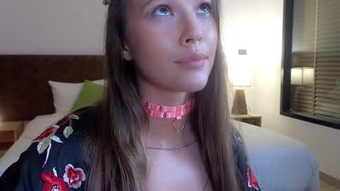 DemiDee online show from 10, 11, 2025