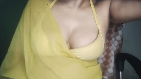 Snapshot of _dreamgirl_0 chatting on 10, 6, 2026 _dreamgirl_0 online show from 10, 6, 2026