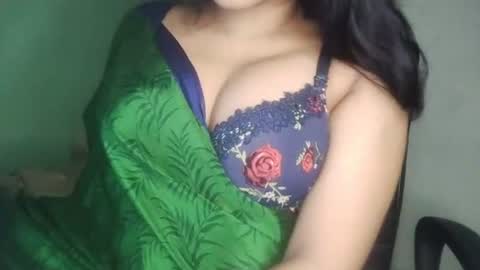 Snapshot of _dreamgirl_0 chatting on 17, 6, 2026 _dreamgirl_0 online show from 17, 6, 2026