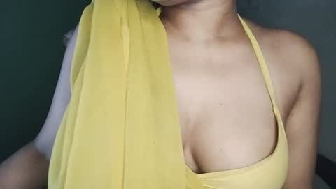 Snapshot of _dreamgirl_0 chatting on 4, 7, 2026 _dreamgirl_0 online show from 4, 7, 2026