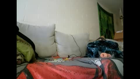 Snapshot of _drew__ chatting on 14, 12, 2024 _drew__ online show from 14, 12, 2024