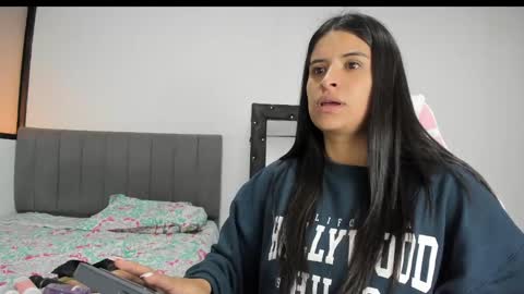 _elektrah online show from 26, 2, 2025