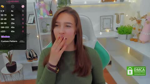 Lizzy  online show from 28, 12, 2024