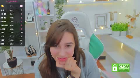 Lizzy  online show from 31, 12, 2024