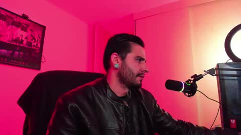 Snapshot of _elon_coxx_ chatting on 8, 3, 2025  -         online show from 8, 3, 2025