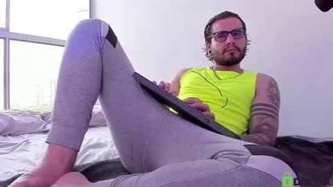 Snapshot of _elon_coxx_ chatting on 1, 10, 2025  -         online show from 1, 10, 2025