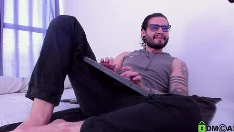 Snapshot of _elon_coxx_ chatting on 2, 10, 2025  -         online show from 2, 10, 2025