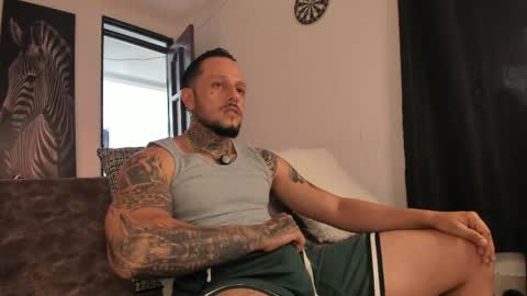 Snapshot of _emilio_escobar chatting on 14, 5, 2026 Emilio online show from 14, 5, 2026