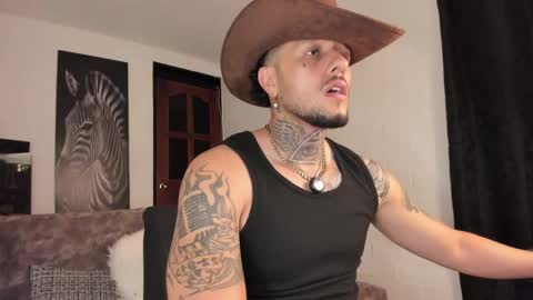Snapshot of _emilio_escobar chatting on 6, 6, 2026 Emilio online show from 6, 6, 2026