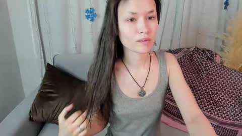 Snapshot of _emily__strike_ chatting on 24, 12, 2024 _emily__strike_ online show from 24, 12, 2024