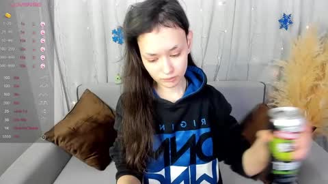 Snapshot of _emily__strike_ chatting on 26, 12, 2024 _emily__strike_ online show from 26, 12, 2024