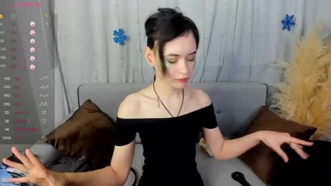 Snapshot of _emily__strike_ chatting on 26, 12, 2024 _emily__strike_ online show from 26, 12, 2024