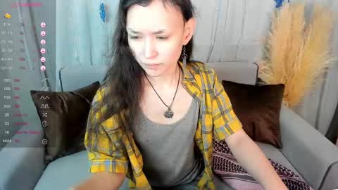 Snapshot of _emily__strike_ chatting on 28, 12, 2024 _emily__strike_ online show from 28, 12, 2024