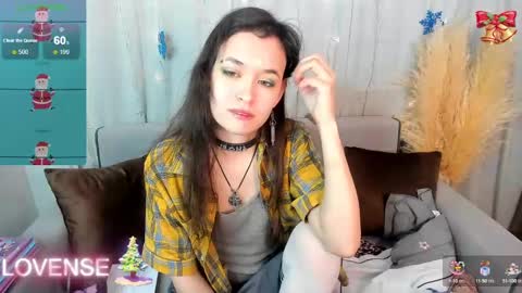 Snapshot of _emily__strike_ chatting on 28, 12, 2024 _emily__strike_ online show from 28, 12, 2024
