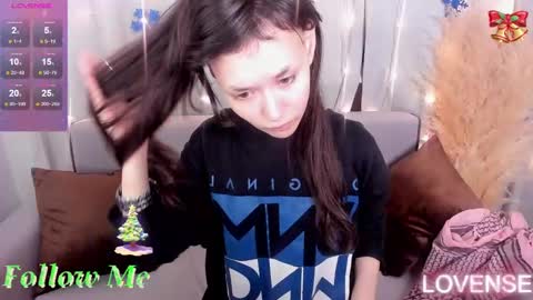 Snapshot of _emily__strike_ chatting on 3, 1, 2025 _emily__strike_ online show from 3, 1, 2025