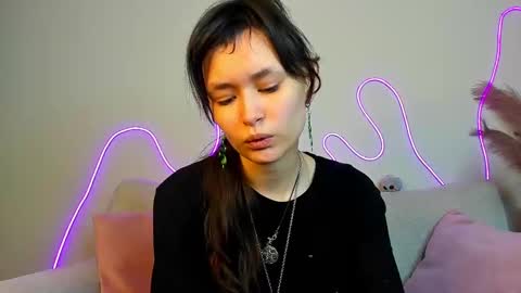 Snapshot of _emily__strike_ chatting on 11, 2, 2025 _emily__strike_ online show from 11, 2, 2025