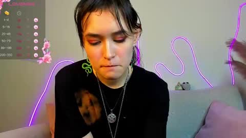 Snapshot of _emily__strike_ chatting on 11, 2, 2025 _emily__strike_ online show from 11, 2, 2025