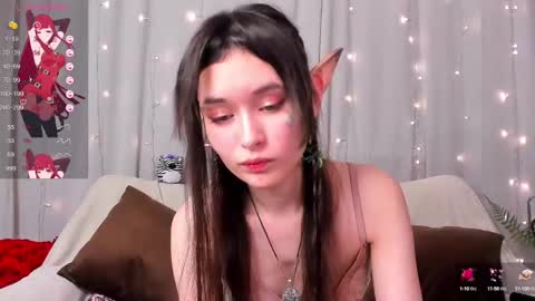 Snapshot of _emily__strike_ chatting on 8, 3, 2025 _emily__strike_ online show from 8, 3, 2025