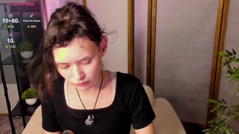 Snapshot of _emily__strike_ chatting on 22, 9, 2025 _emily__strike_ online show from 22, 9, 2025