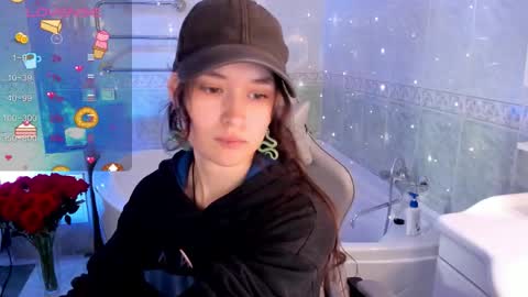 Snapshot of _emily__strike_ chatting on 24, 9, 2025 _emily__strike_ online show from 24, 9, 2025