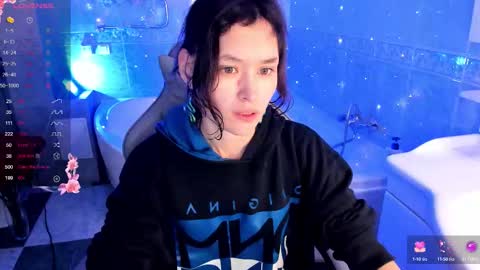 Snapshot of _emily__strike_ chatting on 6, 10, 2025 _emily__strike_ online show from 6, 10, 2025