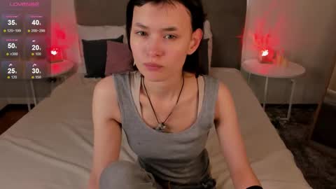 Snapshot of _emily__strike_ chatting on 12, 10, 2025 _emily__strike_ online show from 12, 10, 2025