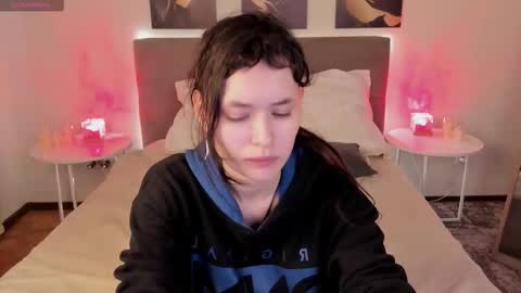 Snapshot of _emily__strike_ chatting on 16, 10, 2025 _emily__strike_ online show from 16, 10, 2025