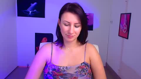 Emma online show from 4, 2, 2025