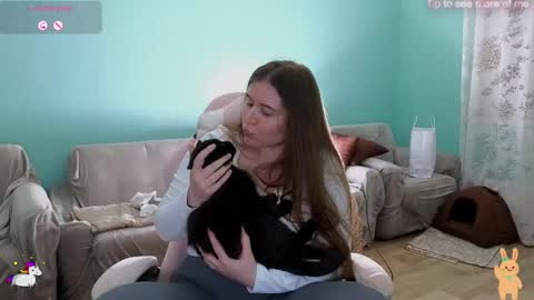 Snapshot of _enni__ chatting on 19, 4, 2026 Sam online show from 19, 4, 2026