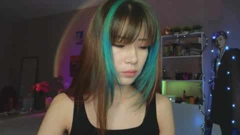 EveEva online show from 11, 10, 2025