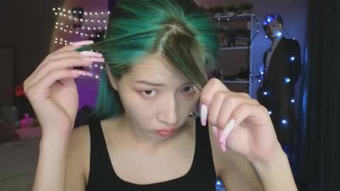 EveEva online show from 15, 10, 2025