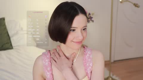 Essie  online show from 13, 12, 2024